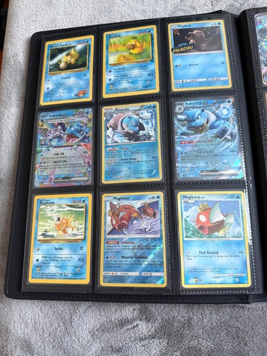 Collezione carte pokemon con - carte,