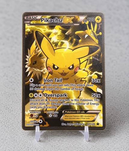 Pikachu metal gold card - pikachu,